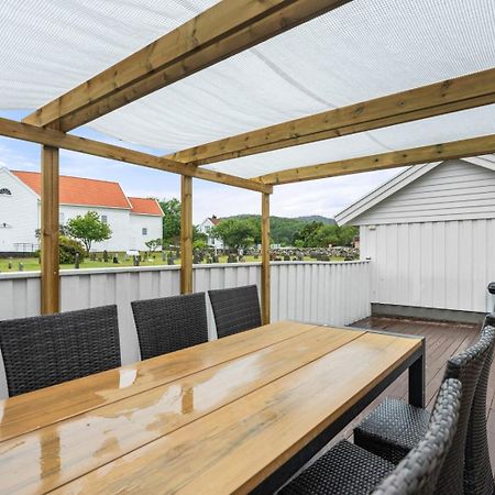 Family-Friendly Home Near Canal Spangereid Екстер'єр фото